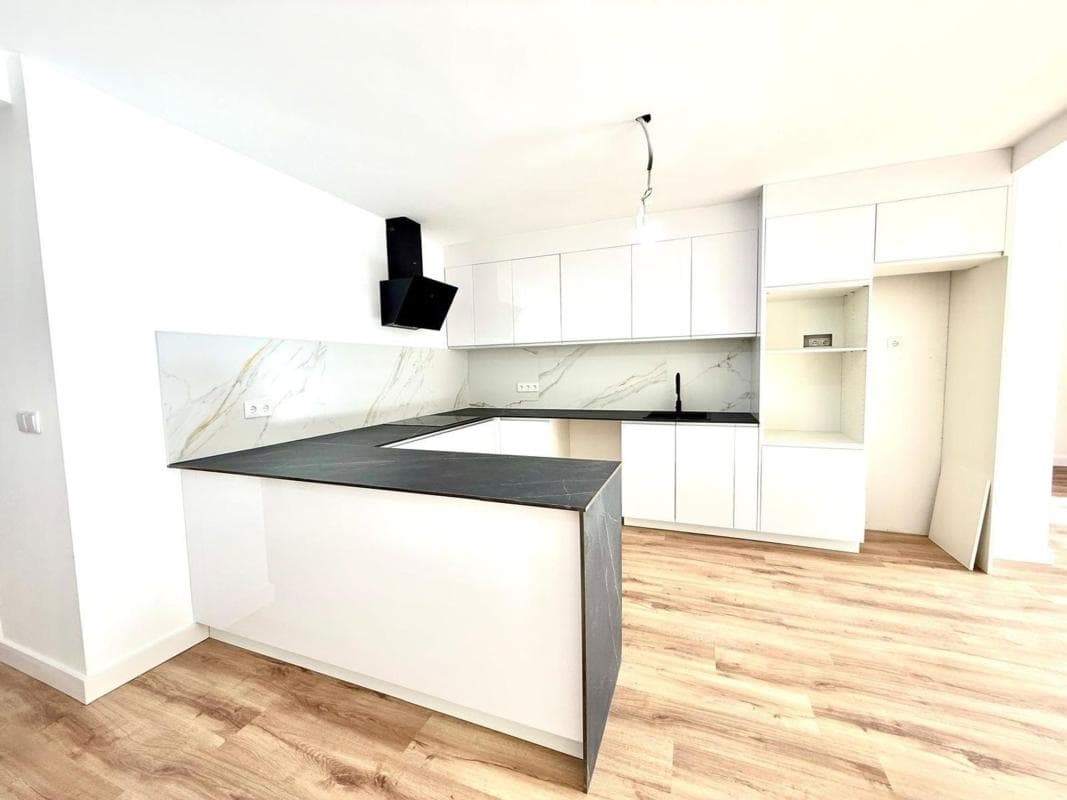 Venta de piso en Calle Conrado del Campo, Elche / Elx
photo 4