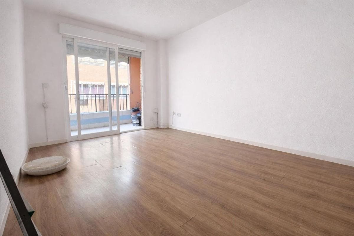 Venta de piso en Barrio La Florida Portazgo, Alicante / Alacant
photo 2