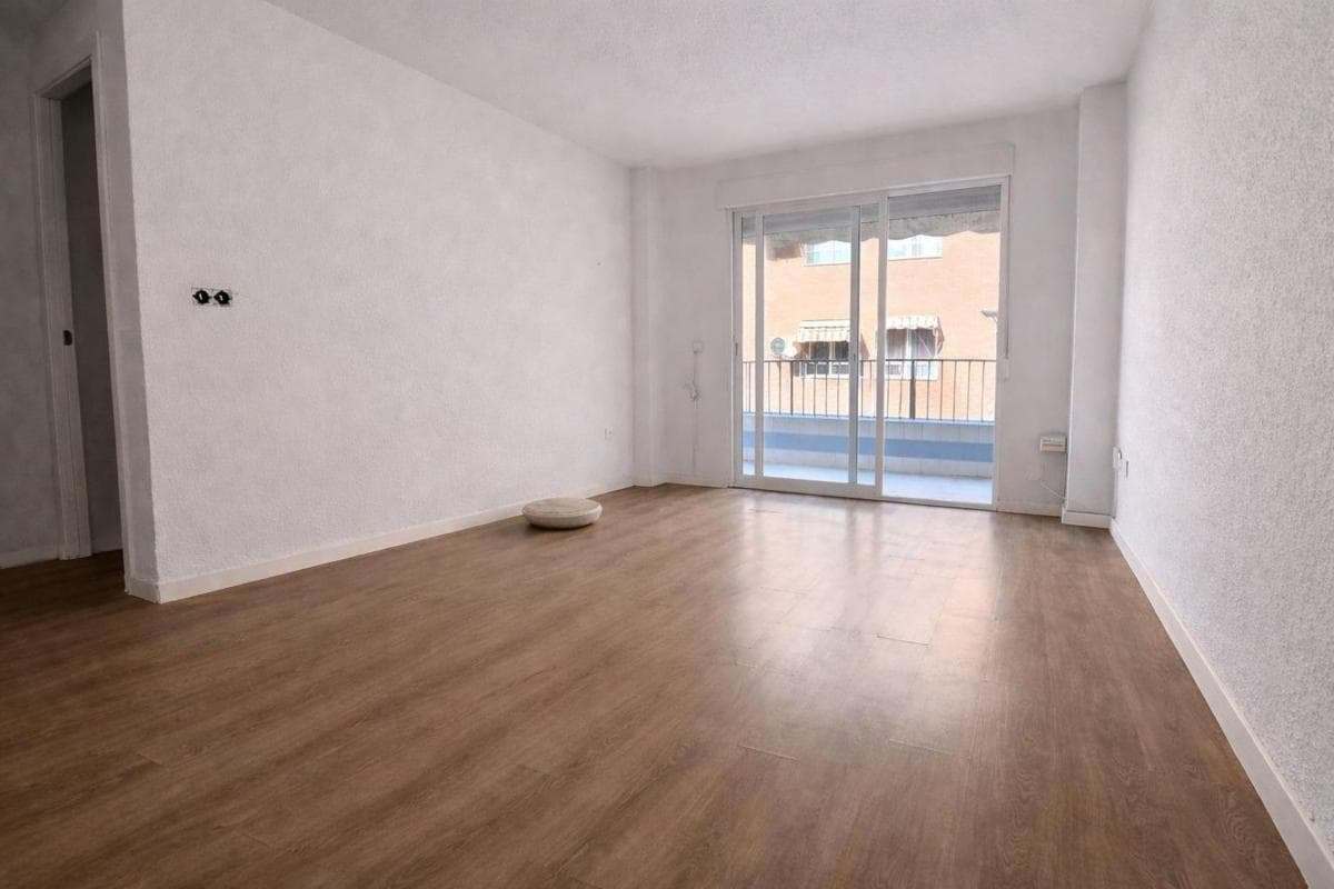 Venta de piso en Barrio La Florida Portazgo, Alicante / Alacant
photo 3