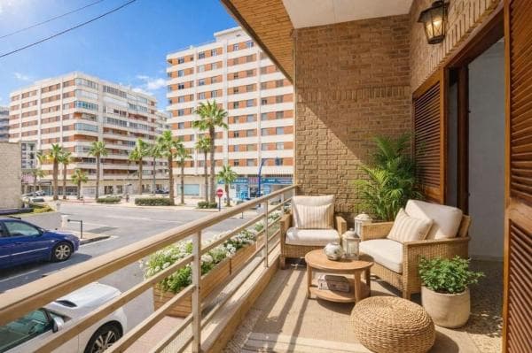 Продажа квартиры на Avenida Doctor Gregorio Marañón, Торревьеха
photo 1