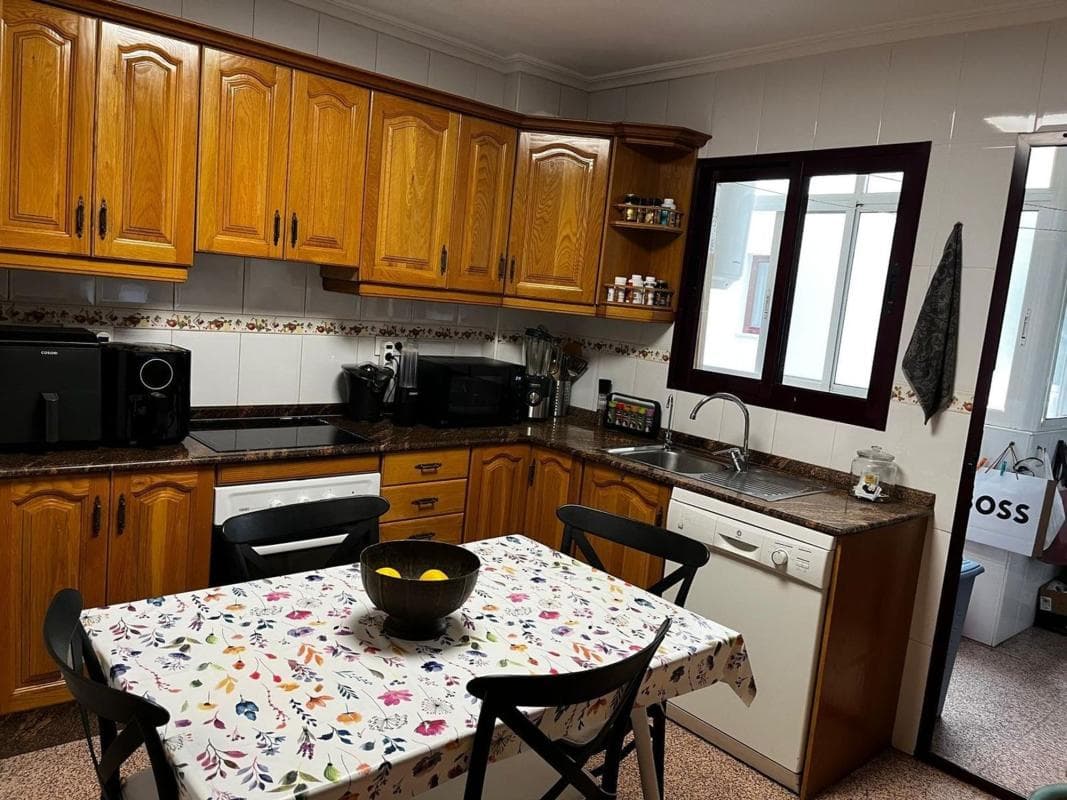 Venta de piso en Alcalde Felipe Mallol, San Vicente del Raspeig
photo 4