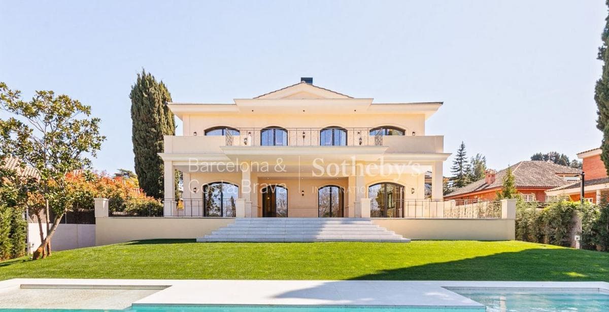Venta de chalet independiente en Calle Sant Casimir, 10, Sant Cugat del Vallès
photo 2