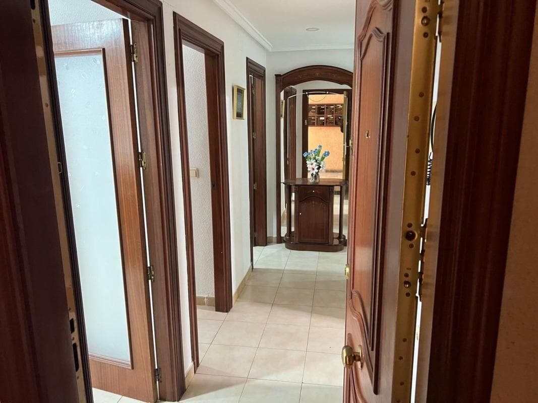 Продажа квартиры на Barrio Las Piscinas Naturales, Торревьеха
photo 2