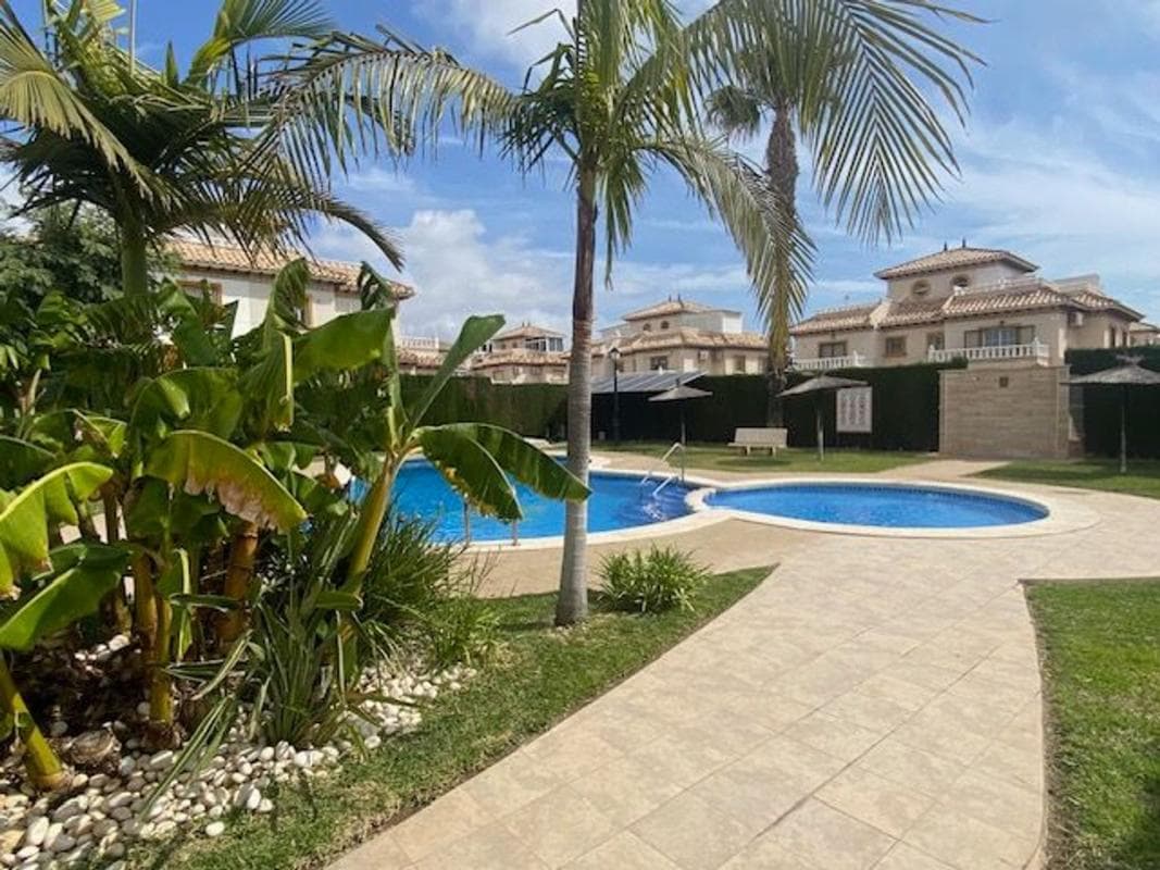 Venta de duplex en Calle Cabo de Palos, 11, Orihuela photo 2