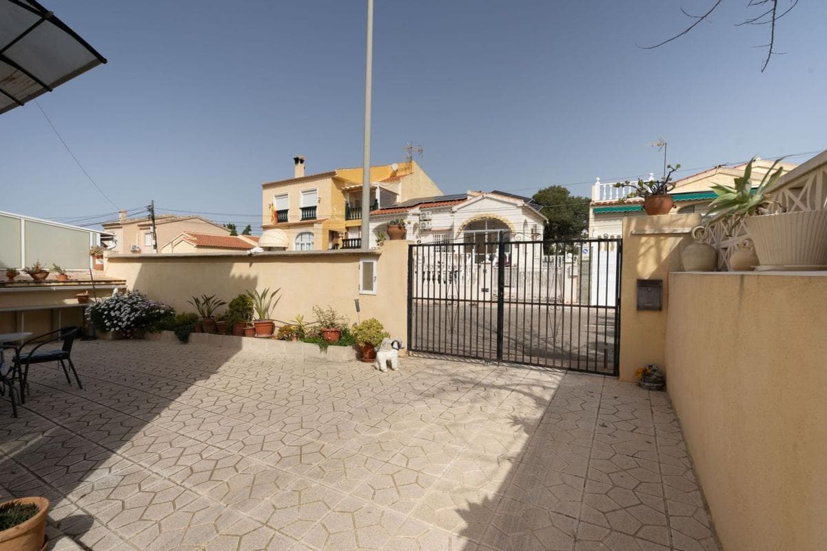 Propiedades en venta y alquiler en España photo 2
