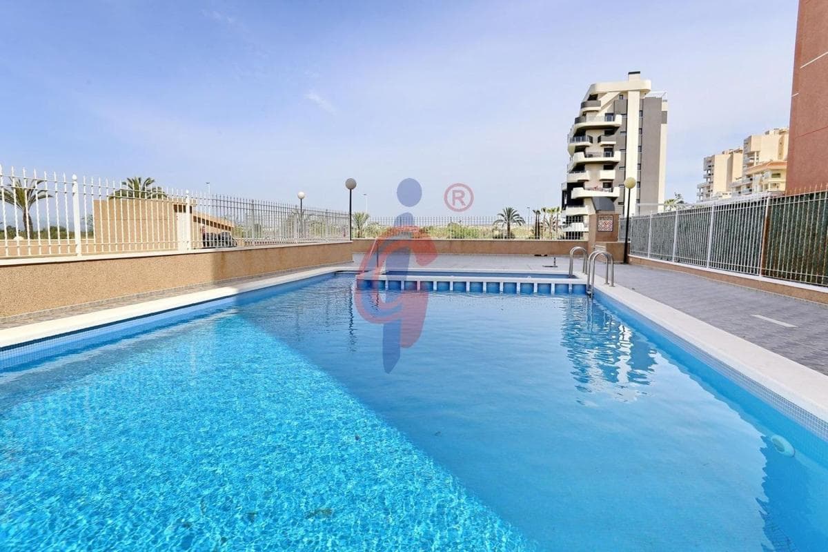 Venta de piso en Avenida del Puerto, 39, Guardamar del Segura
photo 2