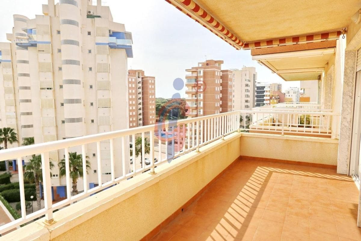 Venta de piso en Avenida del Puerto, 39, Guardamar del Segura
photo 4