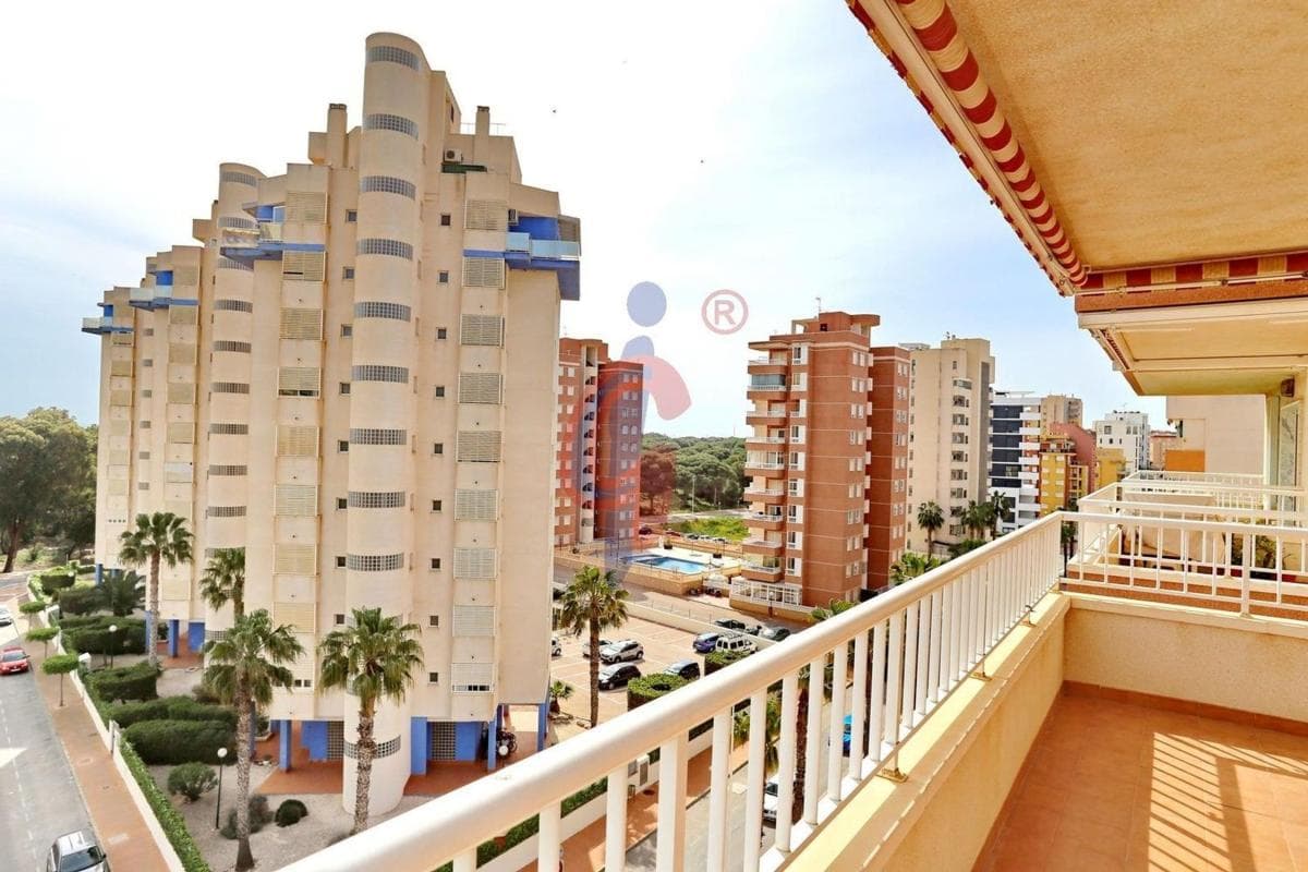 Venta de piso en Avenida del Puerto, 39, Guardamar del Segura
photo 5