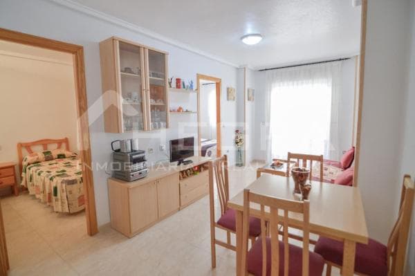 Venta de piso en Calle la Loma, 36, Torrevieja
photo 1