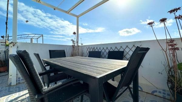 Chalet independiente en venta en Barrio La Siesta - El Salado - Torreta, Torrevieja
photo 1