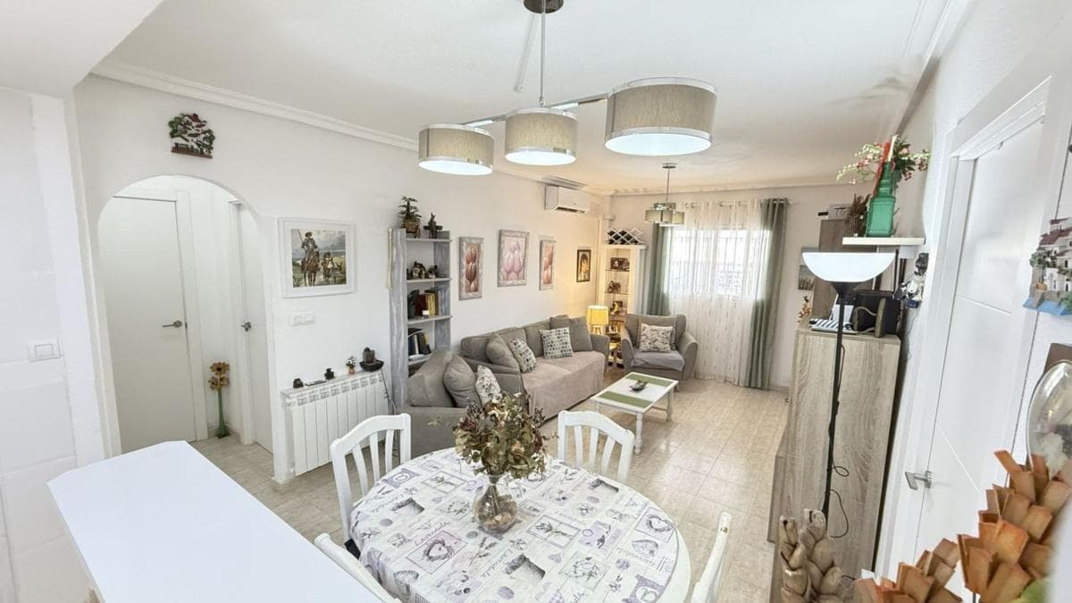 Venta de piso en Barrio Zeniamar, Orihuela
photo 3