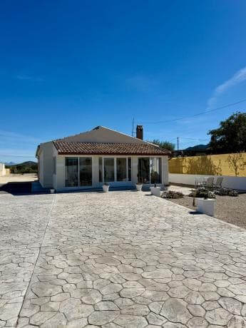 Casa independiente en camino de Los Pinos thumbnail 2