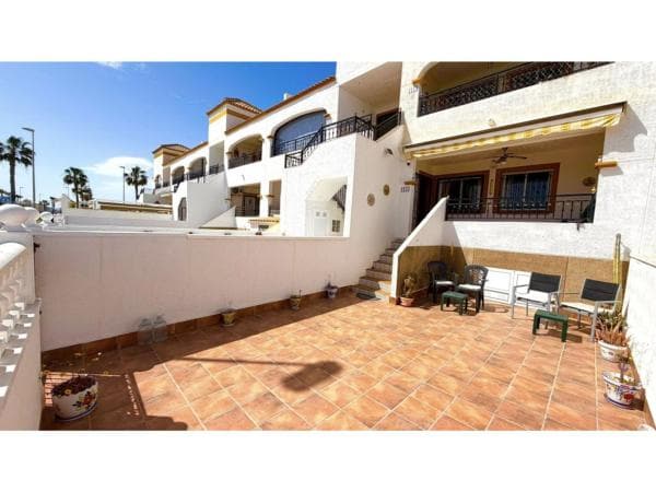 Sale of flat in Calle Membrillero, Orihuela
photo 1