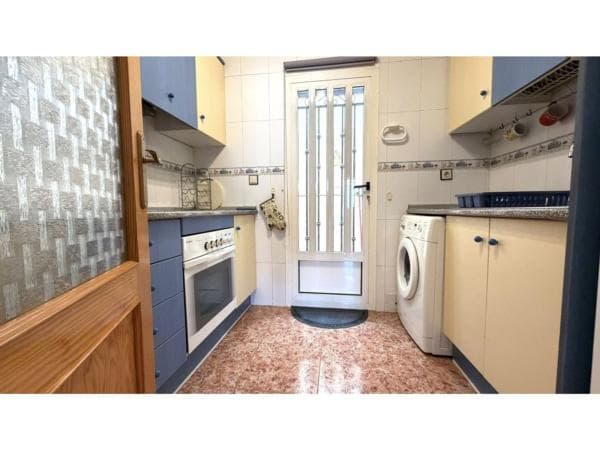 Sale of flat in Calle Membrillero, Orihuela
thumbnail 2