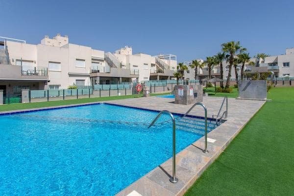 Ático en venta en Barrio Parque Acuático - Sector 25, Torrevieja photo 1