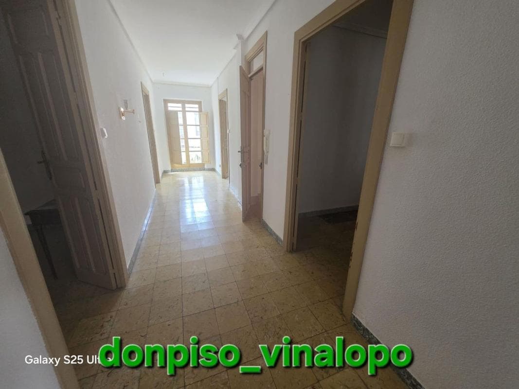 Venta de piso en Plaza Castelar - Mercado Central, Elda
photo 2