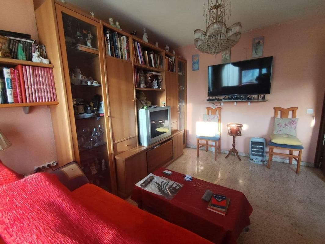 Venta de piso en Barrio Carolinas Altas, Alicante / Alacant
photo 3