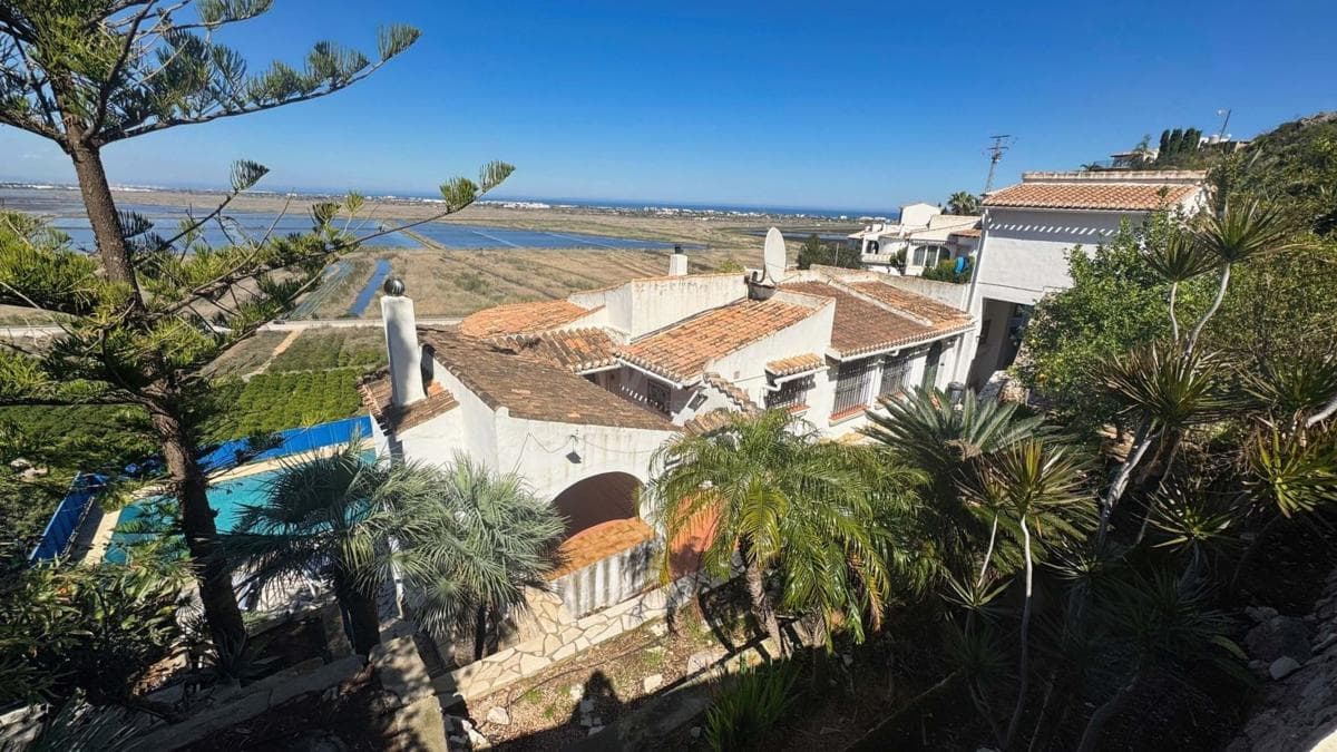 Venta de chalet independiente en Pego, Pego
photo 3