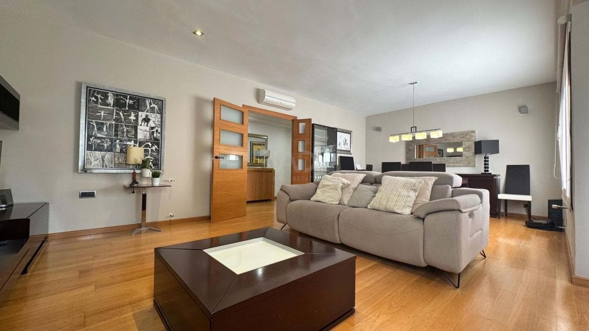 Venta de piso en Pego, Pego
photo 2