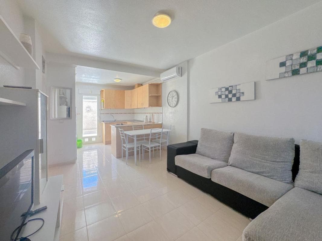 Venta de piso en Barrio Las Filipinas, Orihuela
photo 3