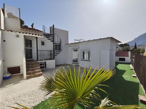 Chalet adosado photo 1