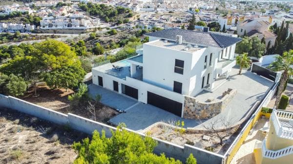 Casa independiente en calle Sierra de Maria thumbnail 2