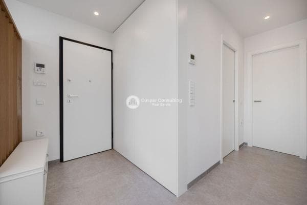 Sale of flat in Desamparados-Hurchillo-Torremendo, Orihuela
thumbnail 1