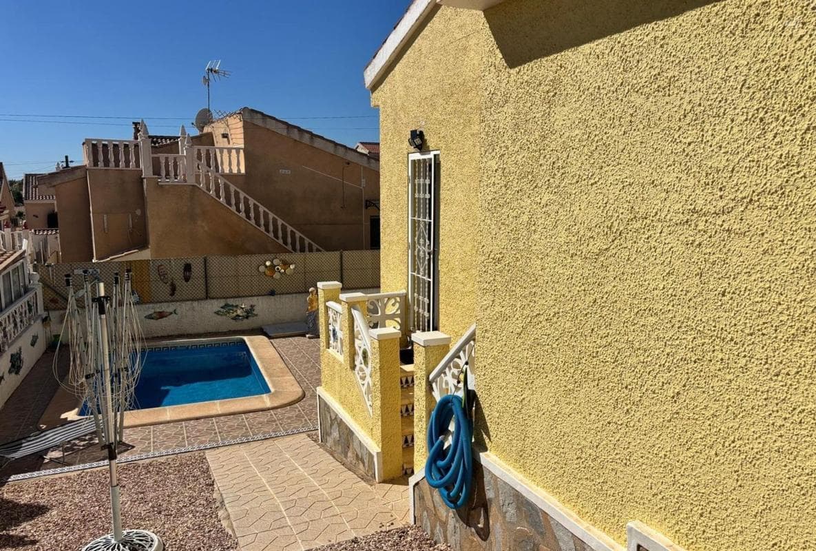 Propiedades en venta y alquiler en España photo 4