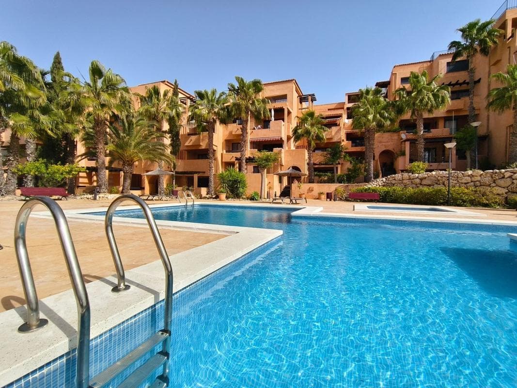 Venta de piso en Calle Gigantes y Cabezudos, 10, Orihuela
photo 3