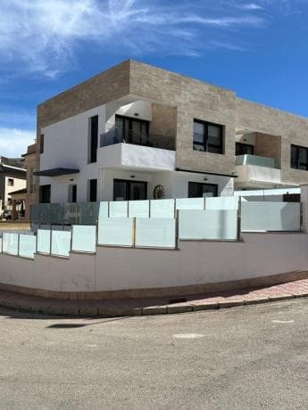 Chalet independiente en venta en Calle Puig Mayor, Orihuela
thumbnail 1