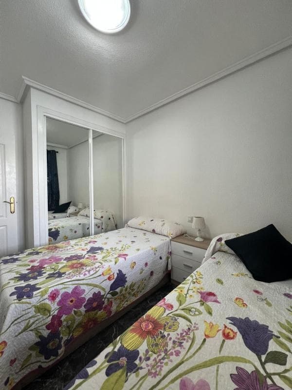 Venta de piso en Barrio Centro - Muelle Pesquero, Torrevieja
photo 4