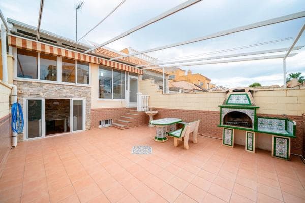 Chalet independiente en venta en Calle Galicia, Rojales
photo 1