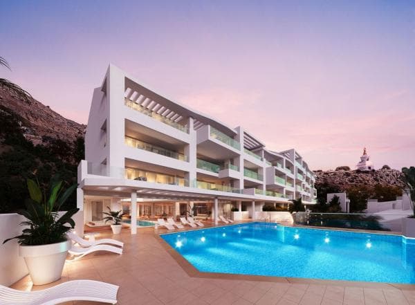 Sale of flat in Calle Rododendro, 3, Benalmádena
thumbnail 1