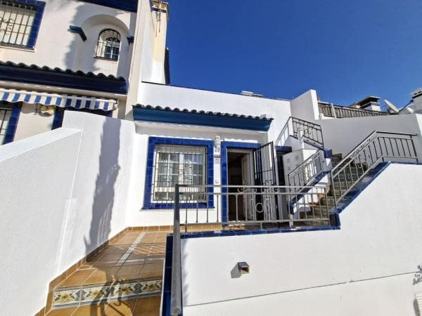 Chalet adosado en calle Canal de La Mancha, 50 thumbnail 1