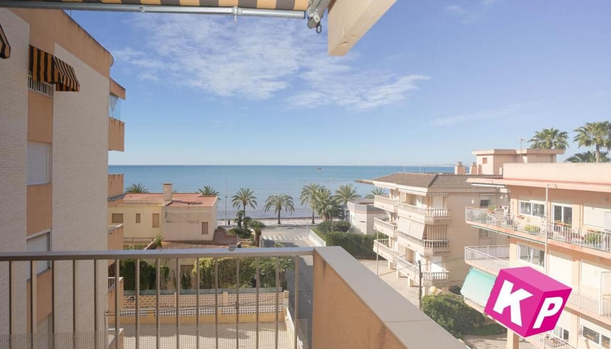 Venta de piso en Calle Uruguai, Santa Pola
photo 3