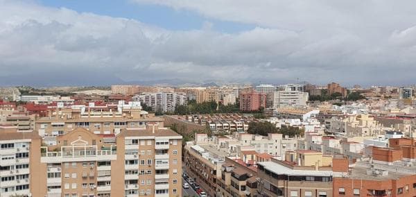 Venta de piso en Glorieta Poeta Vicente Mójica, Alicante / Alacant
thumbnail 1
