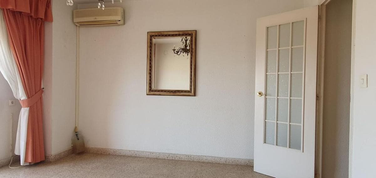 Venta de piso en Glorieta Poeta Vicente Mójica, Alicante / Alacant
photo 4