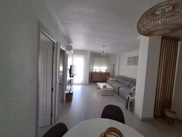 Venta de piso en Calle de Pedro Lorca, 94, Torrevieja
photo 1