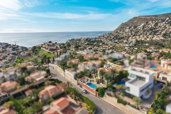 Chalet independiente en venta en Canuta, Calpe
thumbnail 2