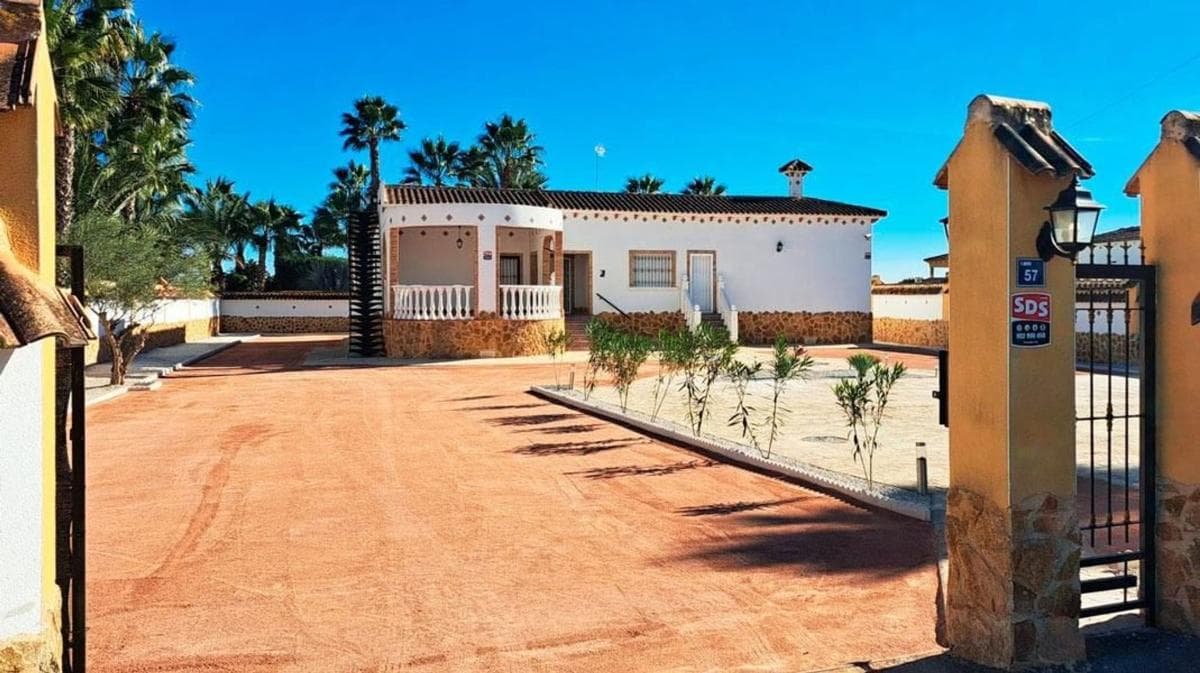 Propiedades en venta y alquiler en España photo 4