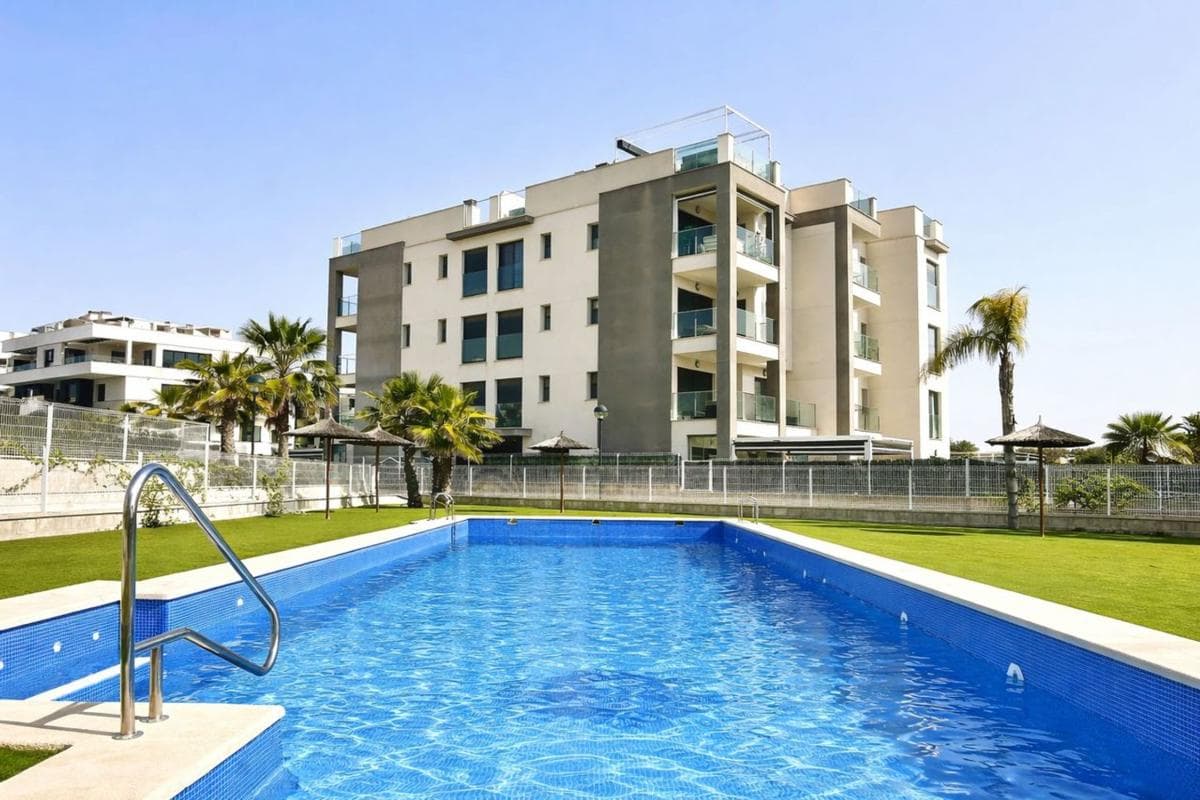 Venta de piso en Calle La Revoltosa, Orihuela
photo 2