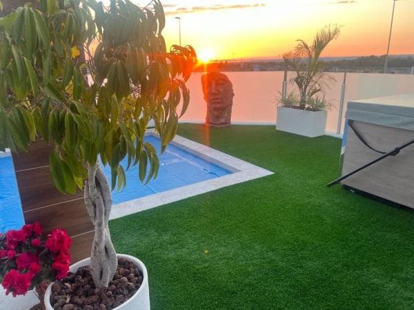 Chalet independiente en venta en Desamparados-Hurchillo-Torremendo, Orihuela
thumbnail 2