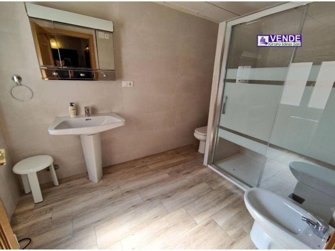 Venta de chalet adosado en Sax , Sax photo 4