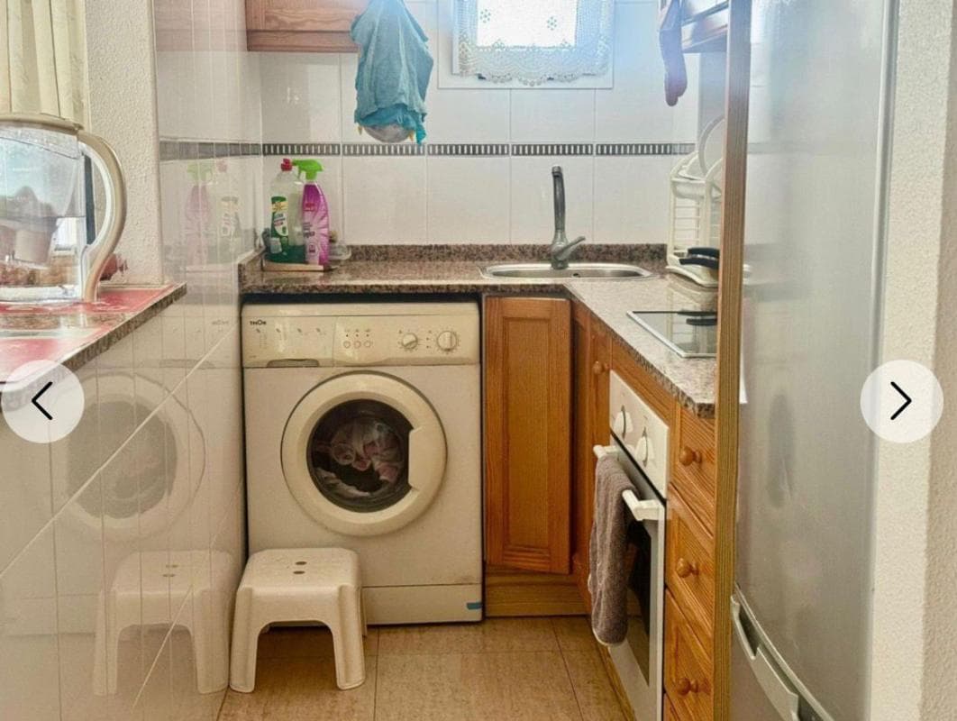 Venta de piso en Barrio El Molino, Torrevieja
photo 3