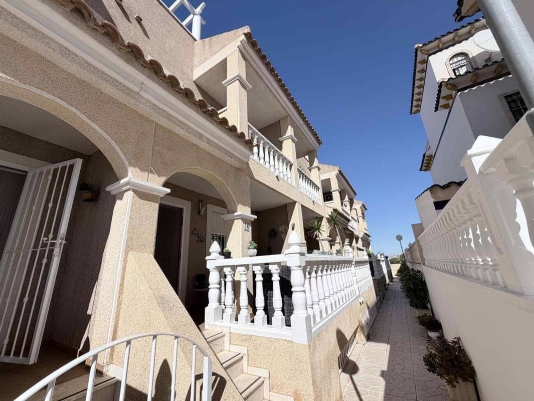 Venta de chalet independiente en Barrio Lomas de Cabo Roig, Orihuela
photo 4