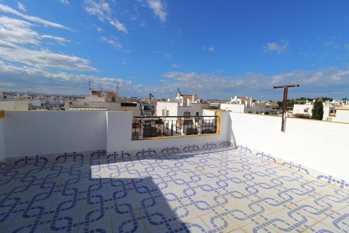 Venta de chalet independiente en Barrio La Siesta - El Salado - Torreta, Torrevieja
photo 4