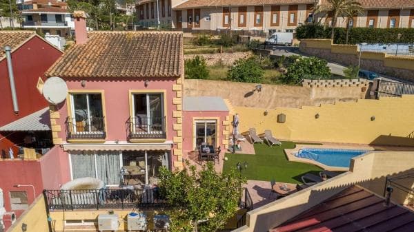 Chalet adosado en carretera Carrescar de Parcent thumbnail 2