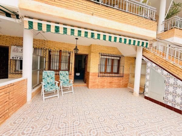 Sale of flat in Calle Navegante, Pilar de la Horadada
photo 1