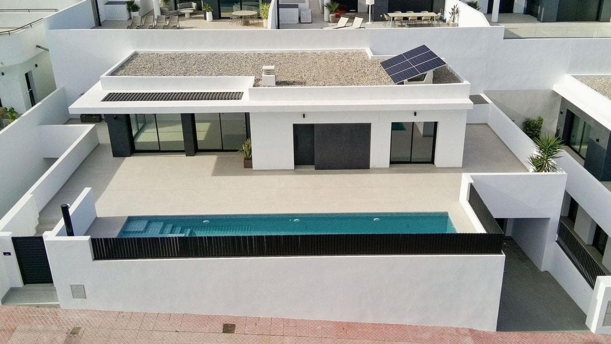 Propiedades en venta y alquiler en España photo 5