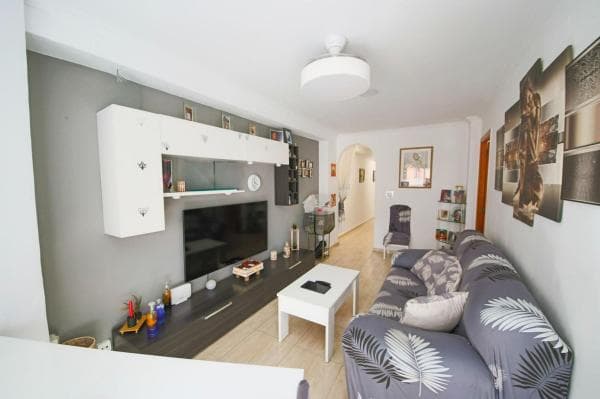 Venta de piso en Barrio Santo Domingo, Alicante / Alacant
thumbnail 1